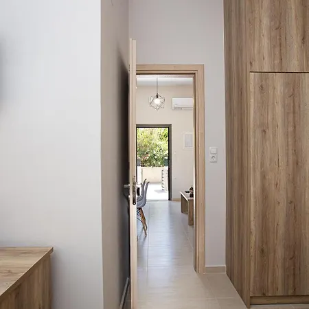 Διαμέρισμα Aretousa Apt, Few Steps Away From The Beach!