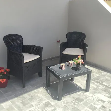 Διαμέρισμα Aretousa Apt, Few Steps Away From The Beach! *