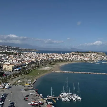 Aretousa Apt, Few Steps Away From The Beach! * Ρέθυμνο